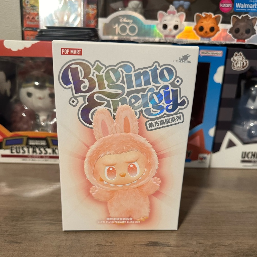 SERENITY Pop Mart Big Into Energy
Labubu Series